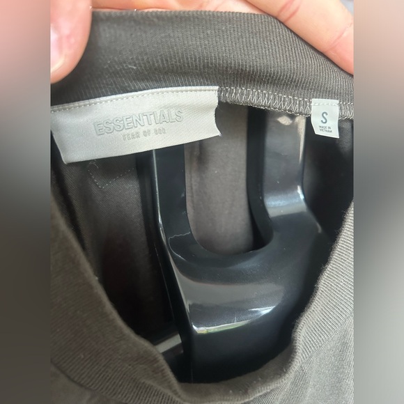 COPY - Fear of god essentials Gray Flocked T-Shirt - Picture 5 of 11